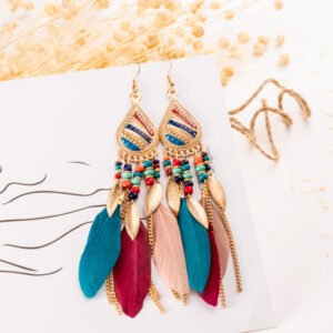 Feather earrings and pearl earrings